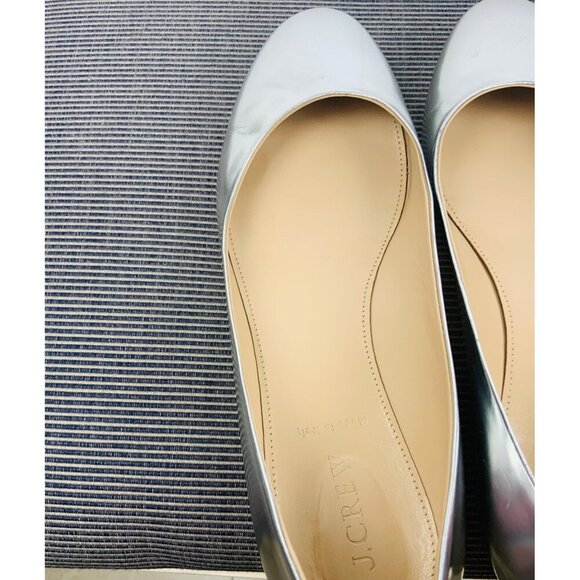 J Crew Italian womens shoes all leather flat slip on low front silver/gold heel - Picture 11 of 11